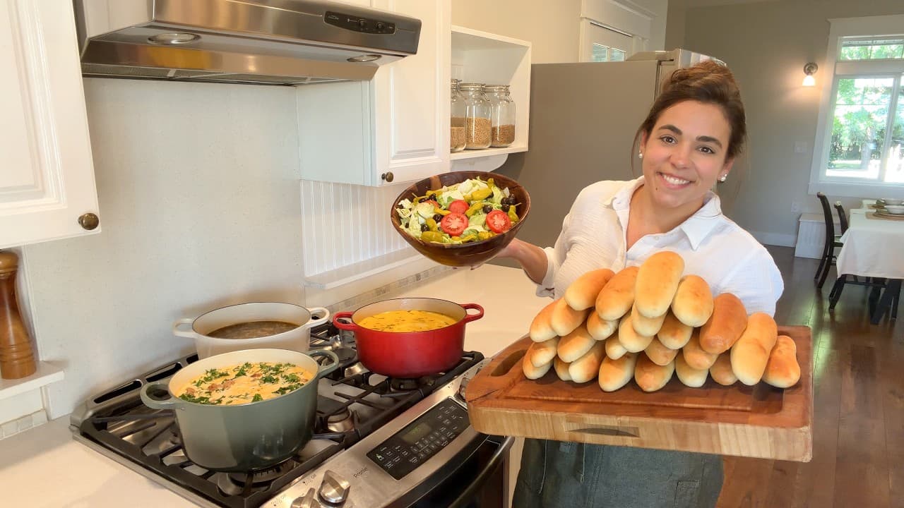 Cover Image for Youtube video: Recreating Olive Garden’s Endless Soup, Salad & Breadsticks From Scratch!